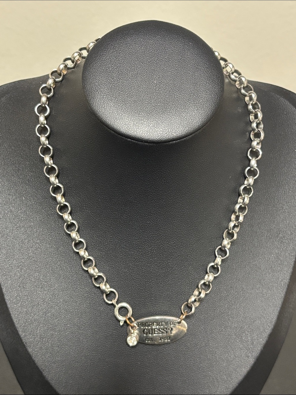 GUESS Silver-Tone Y2K Retro Link Necklace with Signature Tag